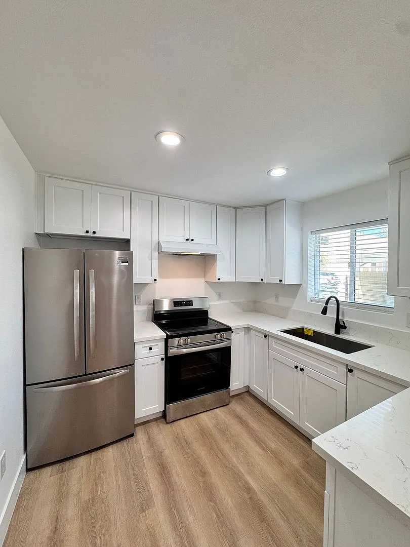 Large New Construction 3 bed 2 Bath Apartment for Rent In Los Alamitos! — Photo 1