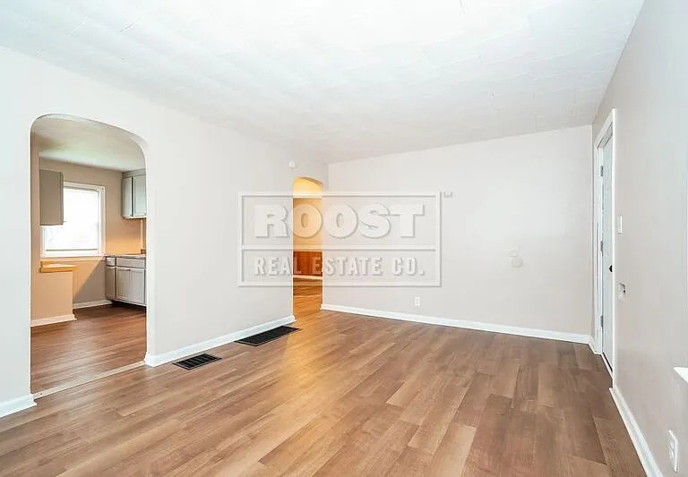 2317 Parkwood Ave — Photo 6