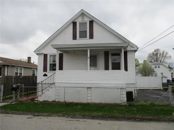 97 Hall St, East Providence, RI 02914