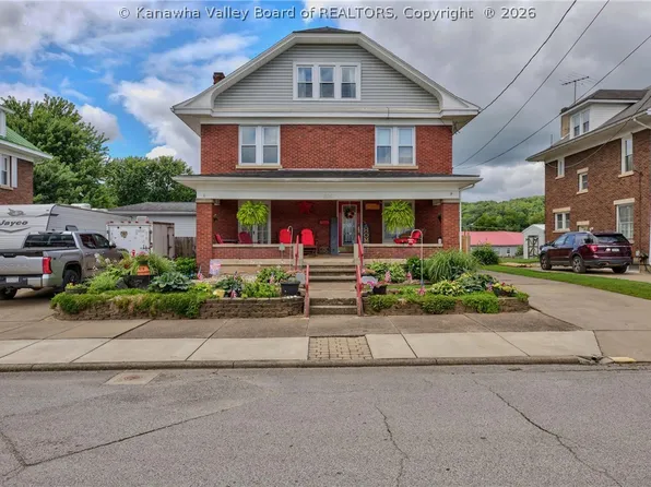 208 Race St, Ravenswood, WV 26164