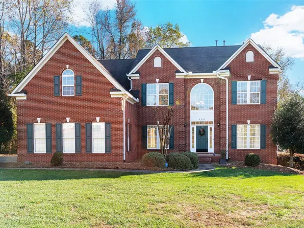 3327 Winter Heath Way, Mint Hill, NC 28227