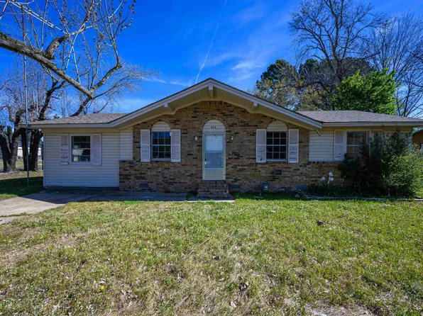 611 W Barnett St, Kensett, AR 72082