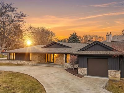 901 S Burton Pl, Arlington Heights, IL, 60005