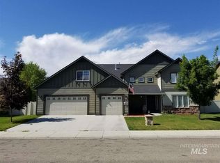 4658 W Quaker Ridge Dr, Meridian, ID 83646