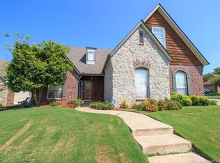 1231 W 114th Ct S, Jenks, OK 74037