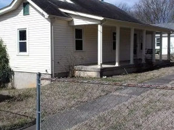 145 Lynch St, Danville, VA 24540