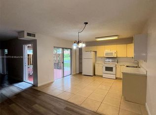 9111 SW 22nd Ct #B-3, Davie, FL 33324