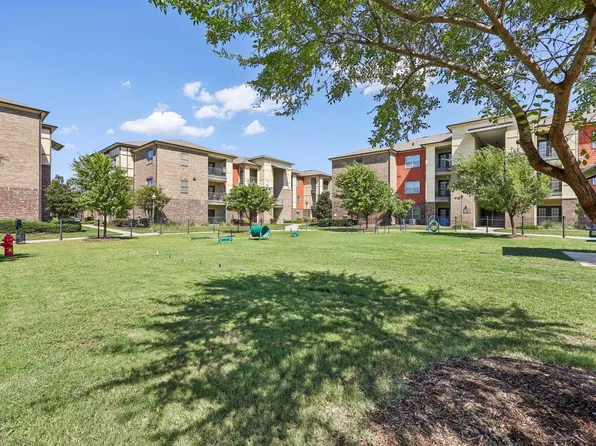 The Landing at Little Elm Apartments