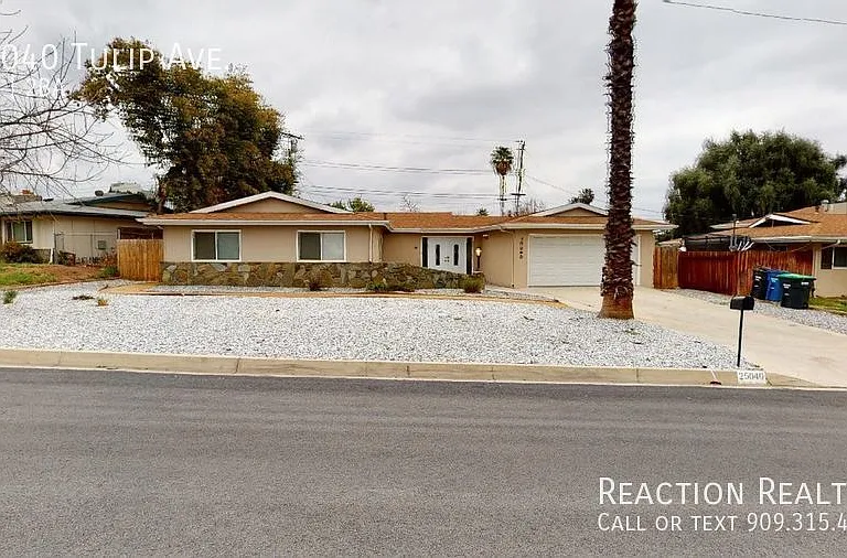 25040 Tulip Ave — Photo 1