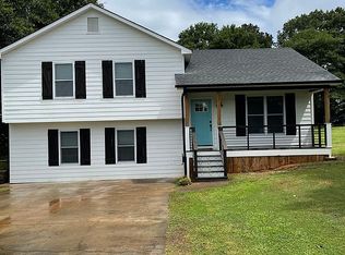 34 Fairfield Dr SW, Cartersville, GA 30120