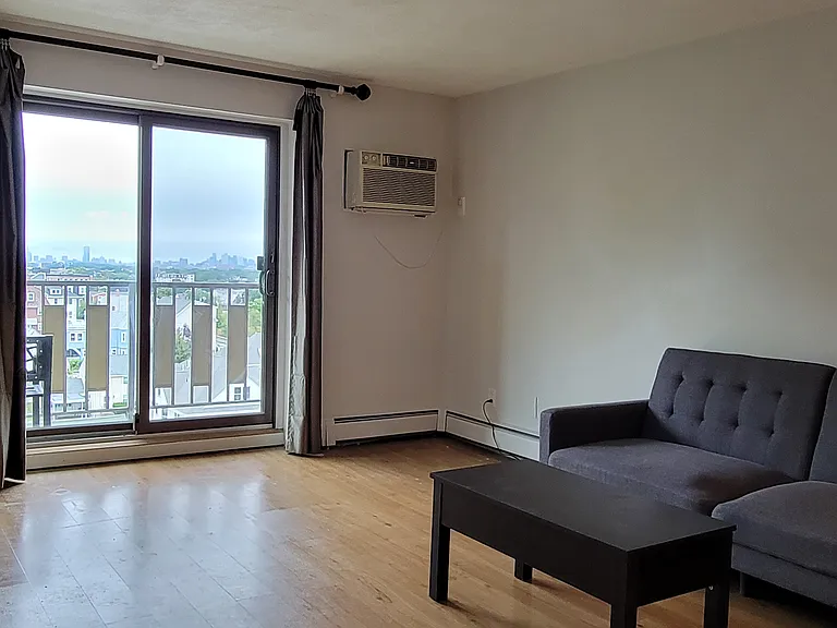 100 Grandview Ave #11C — Photo 2