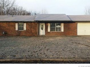 702 S Maxwell Ave, Mounds, OK 74047