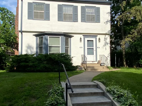 2207 Girard Ave S #1, Minneapolis, MN 55405