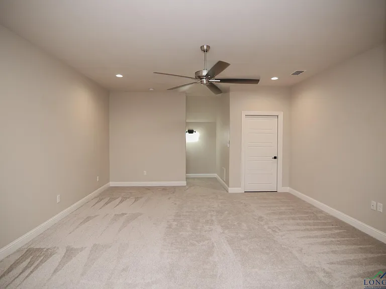 140 Lilly Lue Ln — Photo 31