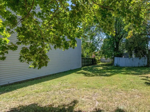 1018 Pendleton St, Alexandria, VA 22314