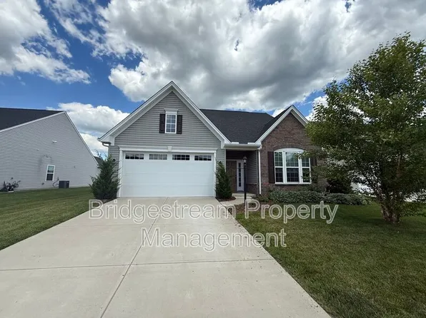 2194 Schmidt Dr, Dayton, OH 45434
