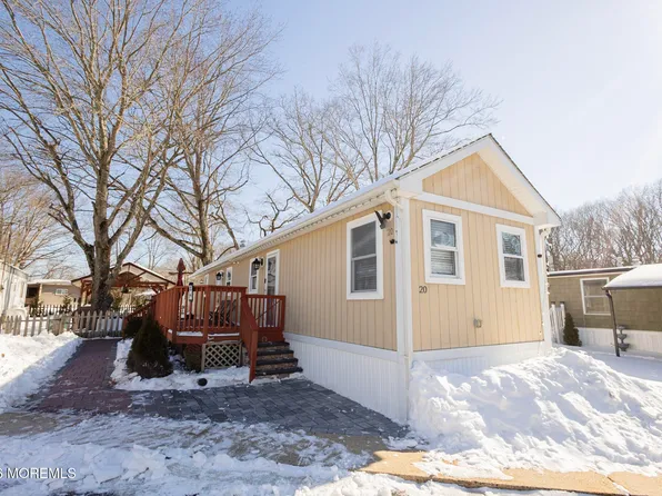 20 Grace Lane, Howell, NJ 07731