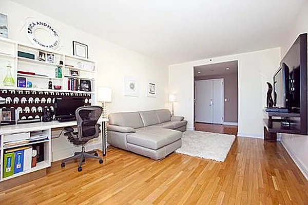 Sold by Keller Williams NYC | media 2