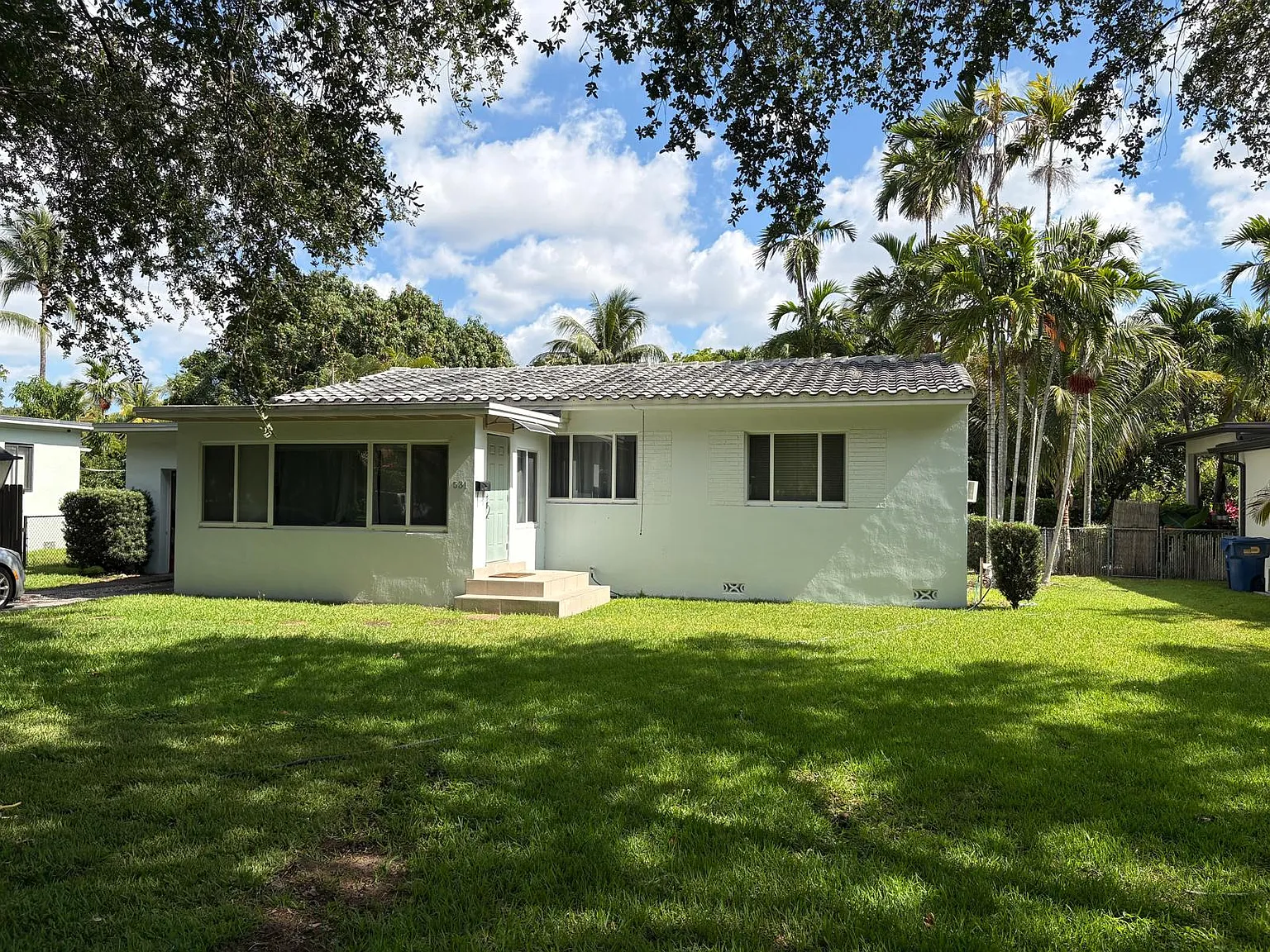 Oriole Ave, Miami Springs — Photo 2