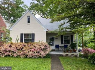 4401 Maple Ave, Bethesda, MD 20814