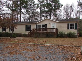 185 Park Ave, Pinebluff, NC 28373