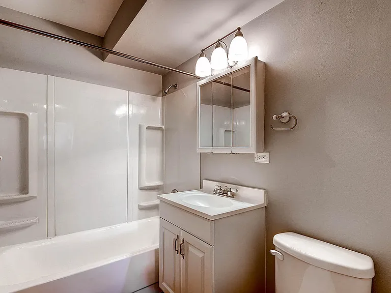 Peak 54 Apartments Bathroom in Denver, Colorado