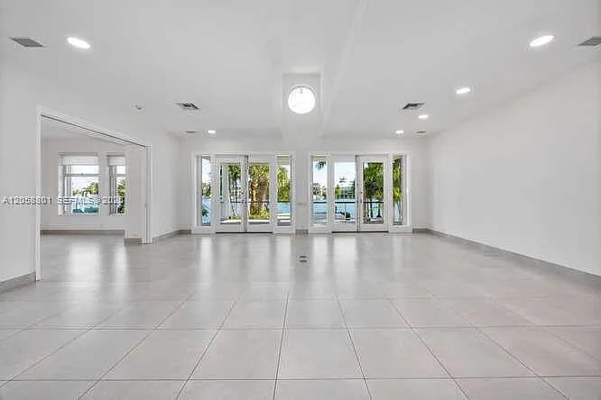 621 N Mashta Dr — Photo 7
