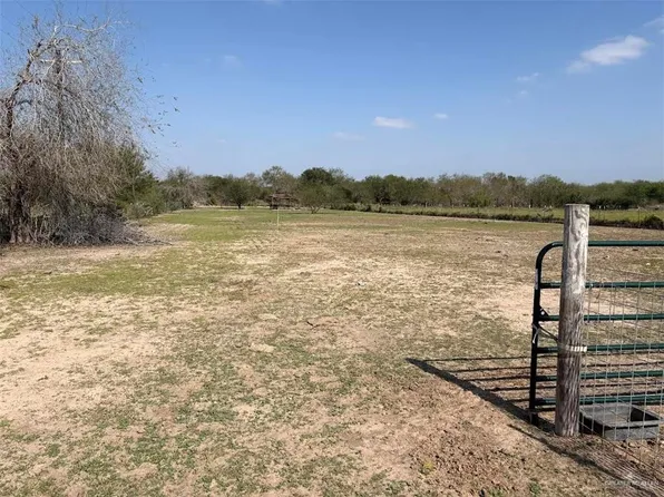 2201 E Ingle Rd, Edinburg, TX 78542