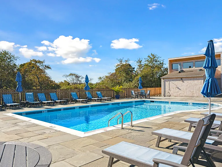 21 S Fulton Dr #3 — Photo 20