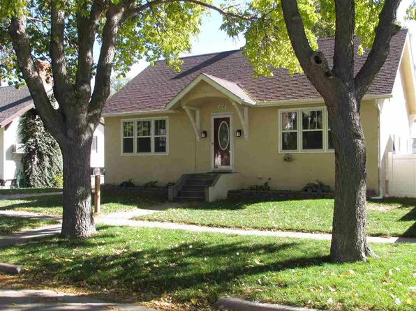 514 W 3rd St, Ogallala, NE 69153