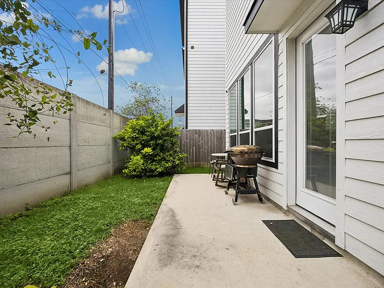 2804 Grand Fountains Dr #B — Photo 28