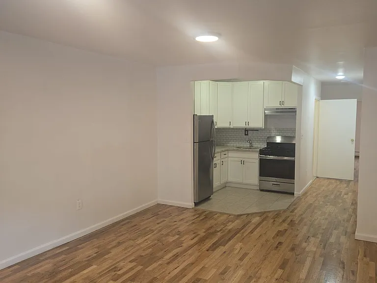 9 Hunterfly Pl #C1 — Photo 11