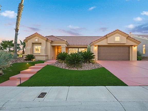 4th image of 9101 Villa Ridge Dr