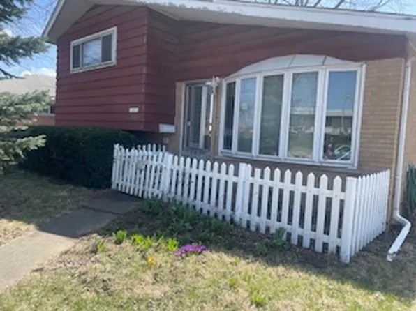 11011 W Roosevelt Rd, Westchester, IL 60154