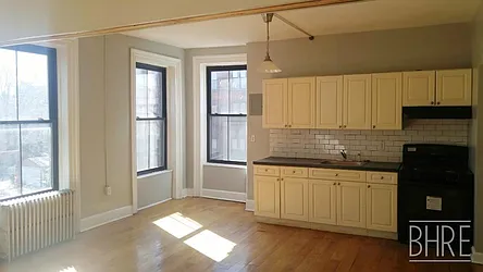 Rented by Brooklyn Heights Real Estate Inc