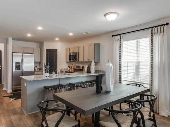 109 Old Creek Ct, Goose Creek, SC 29445