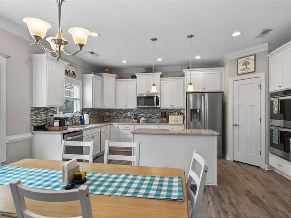 6501 Leafwood Rd, Suffolk, VA 23437