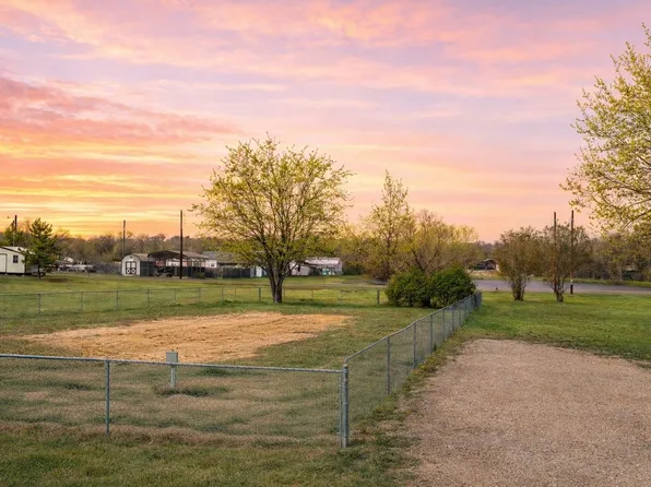 381 Cheyenne, Quitman, TX 75783