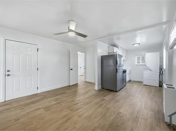 179 1/2 W 40th Pl, Los Angeles, CA 90037