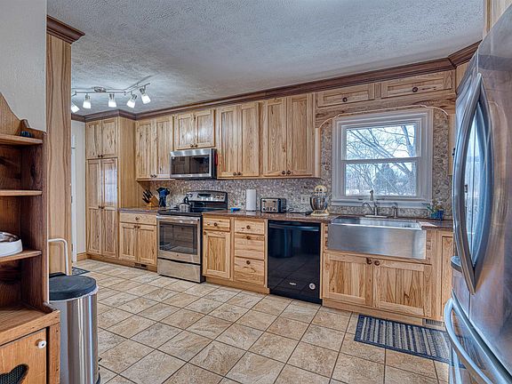 5th image of 10401 Wolfinger Rd