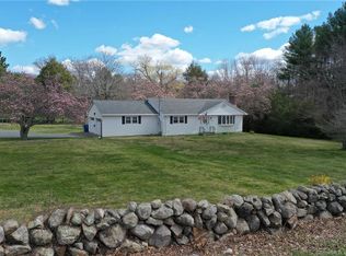 463 Old Colchester Rd, Uncasville, CT 06382