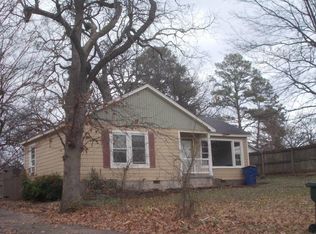 2017 S West St, Fort Smith, AR 72901