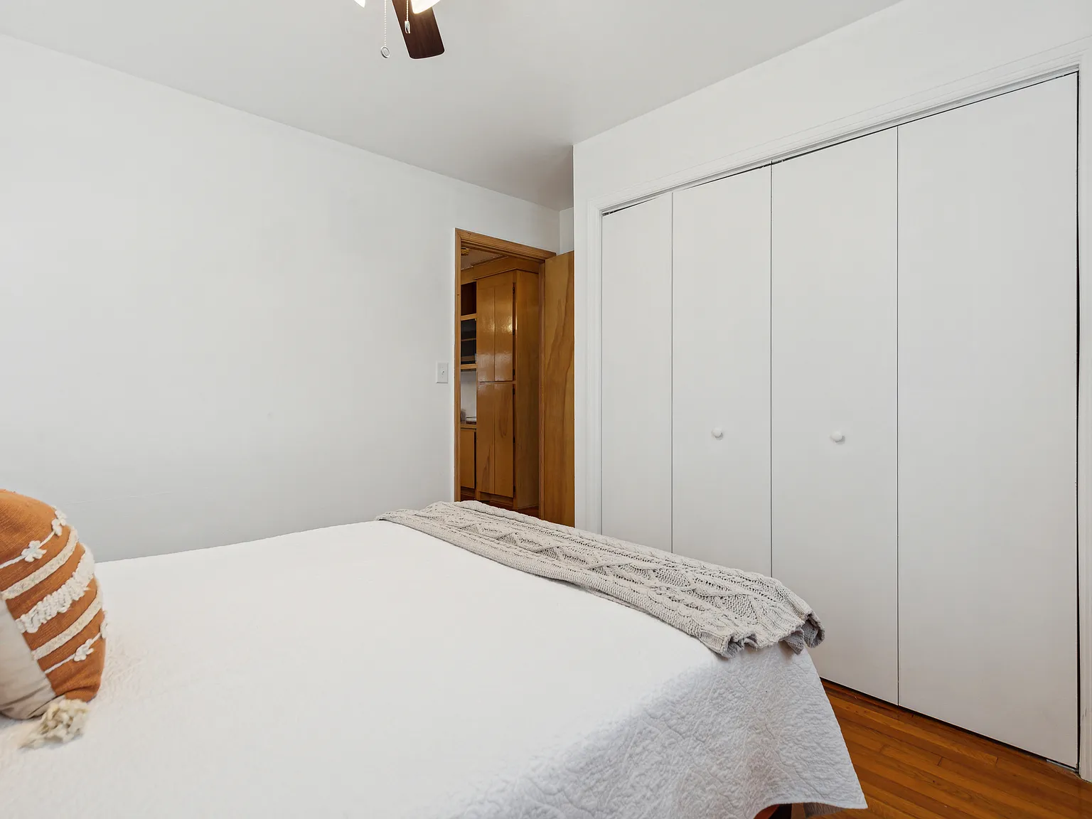 3 bed, 1618 sqft, $1,100 — Photo 1