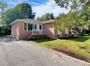 53 Foreht Cres, Aurora, ON L4G3E9
