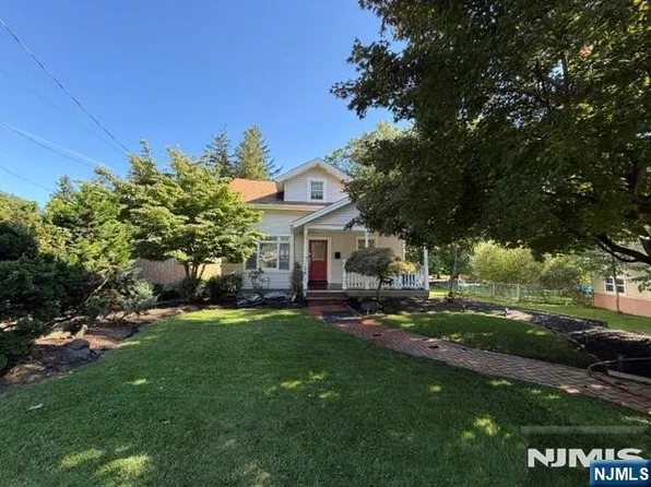 172 Godwin Avenue, Wyckoff, NJ 07481