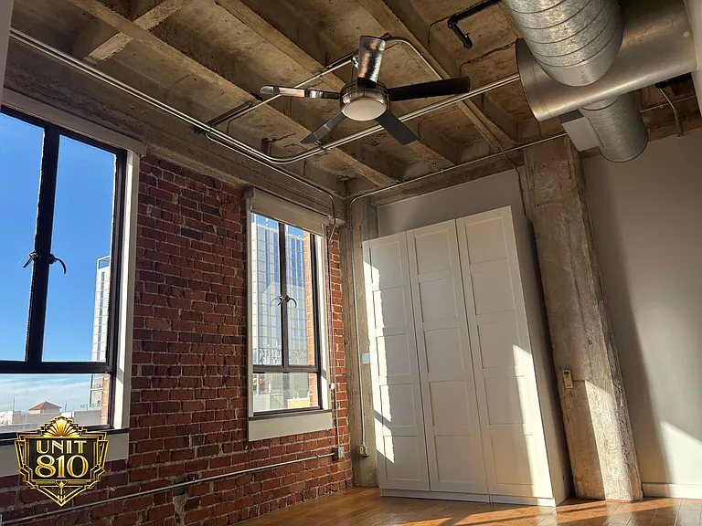 114 W Adams St #810 — Photo 19