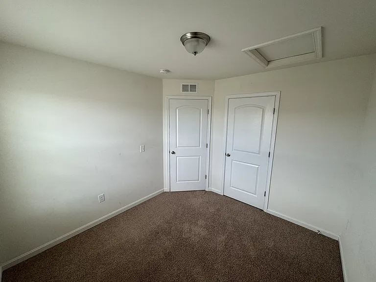 172 Drexel Ct #1 — Photo 19