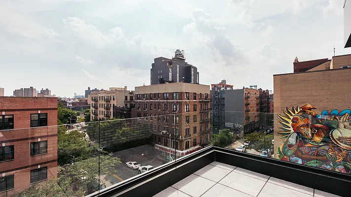 Rented by Nooklyn NYC LLC | media 45