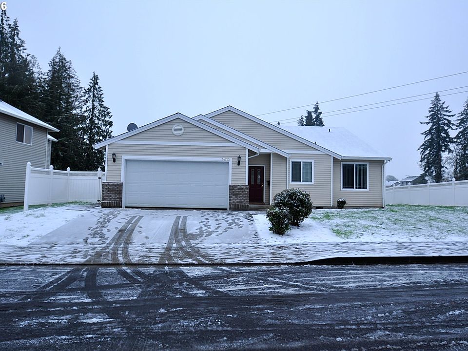 2nd image of 34723 Snow St