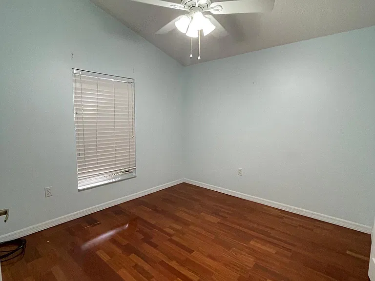 17416 Woodfair Dr — Photo 21